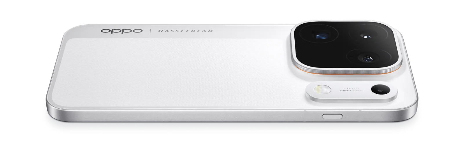 אופו Find X10 Pro Max בלבן שוכב על הגב עם מודול שלוש מצלמות 200 מגה-פיקסל